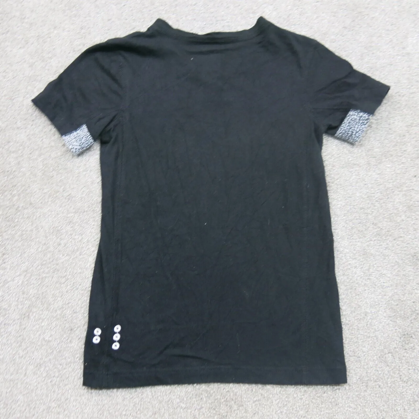 Air Jordan T-Shirt Youth Boys Small S Black Activewear Sports Logo T-shirt