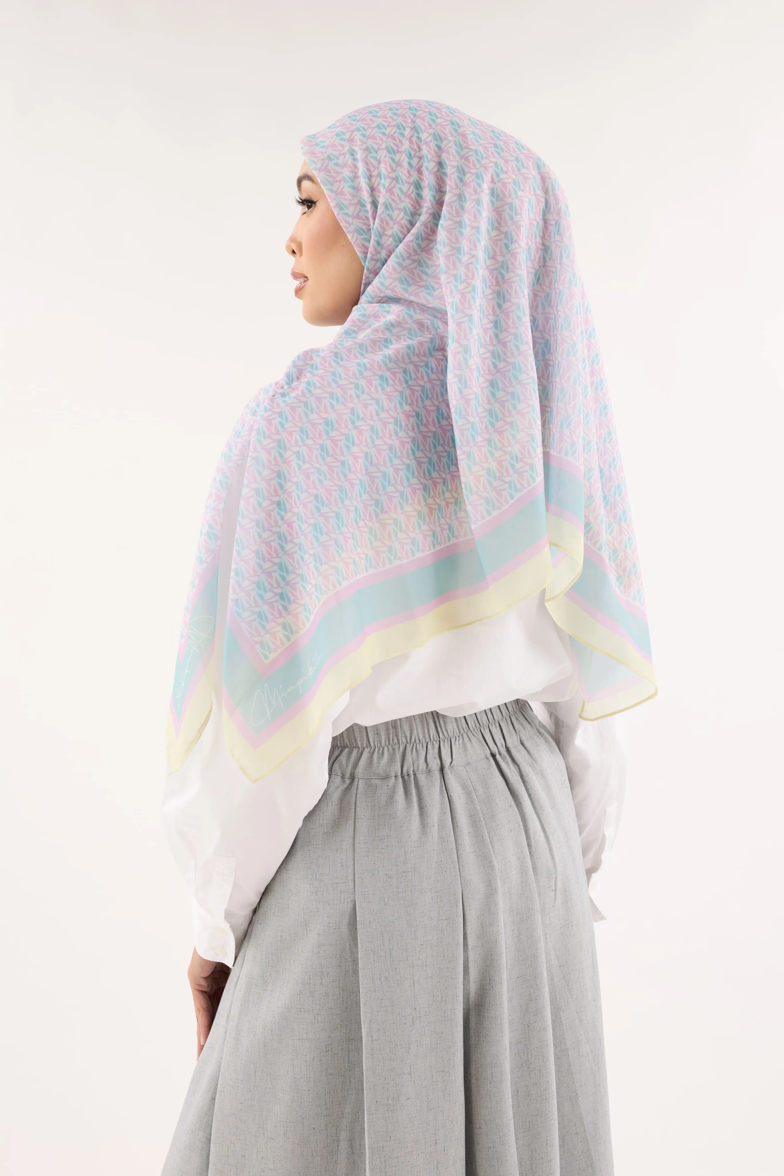 Arica Yellow-Mint Emblem Square Scarf