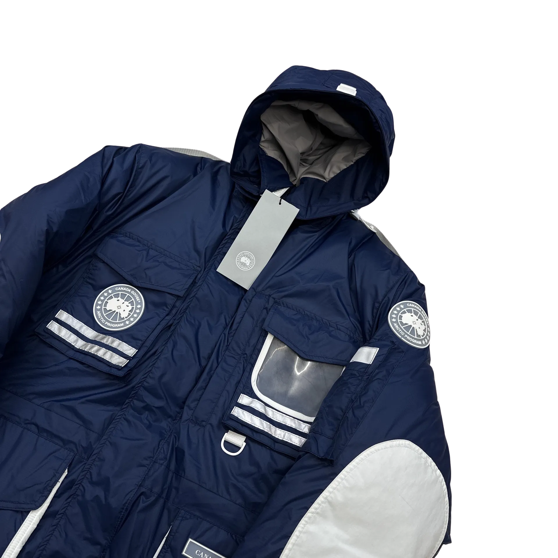 Canada Goose Snow Mantra Goose Filled Winter Expedition Jacket - Medium