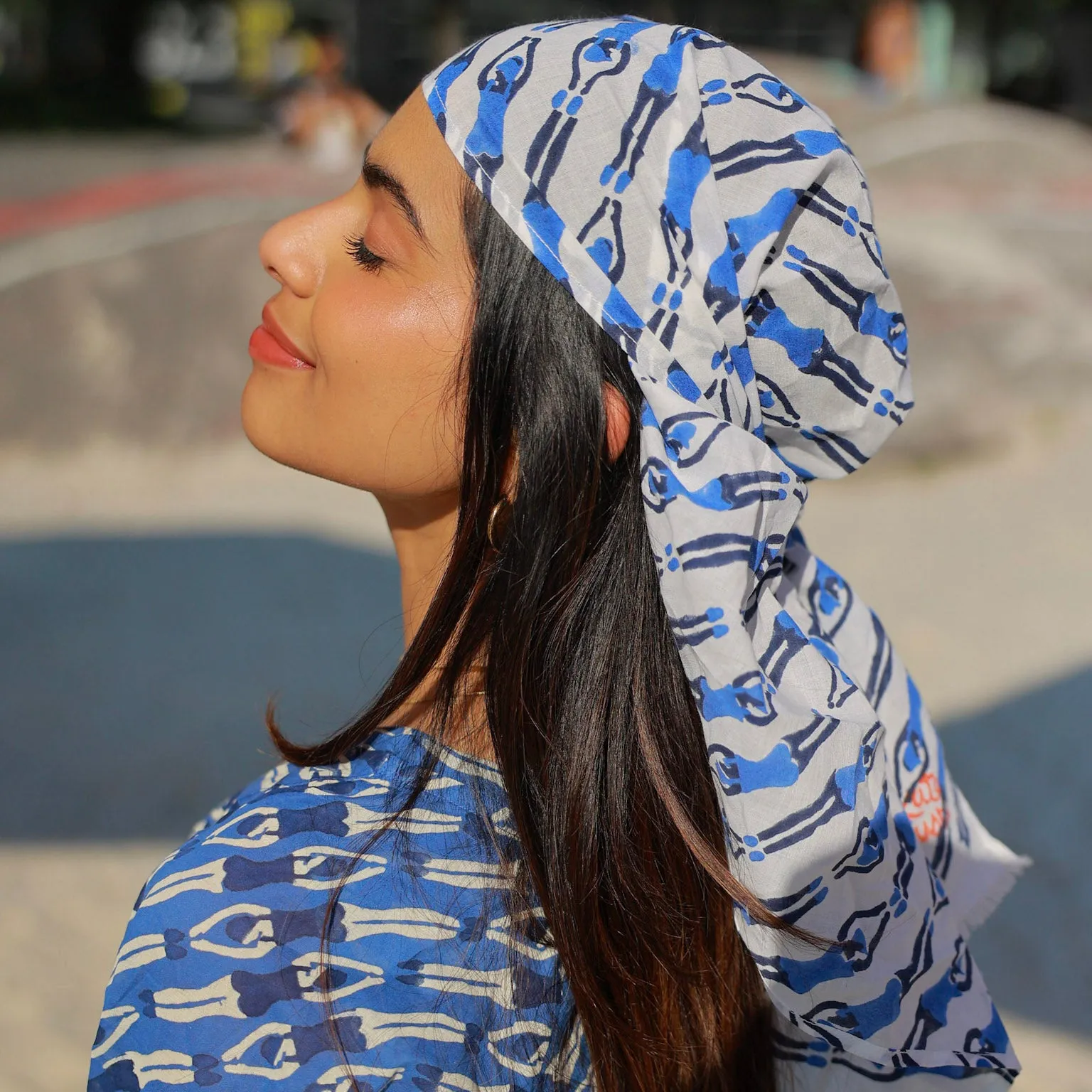 Donna Scarf in Swimmers