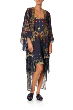 KIMONO WITH LONG UNDERLAY THIS CHARMING WOMAN