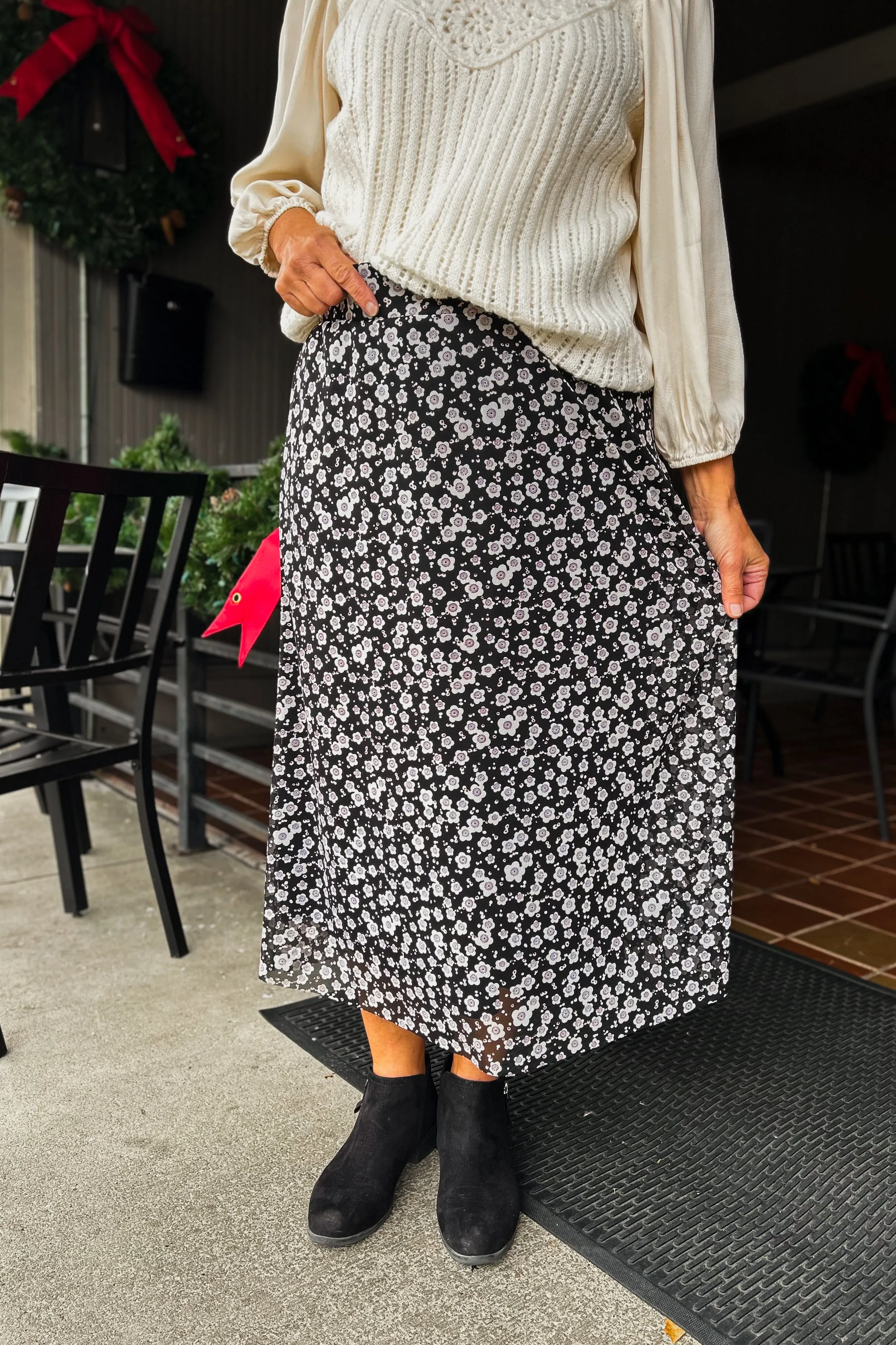 Lin Midi Skirt -Black Floral