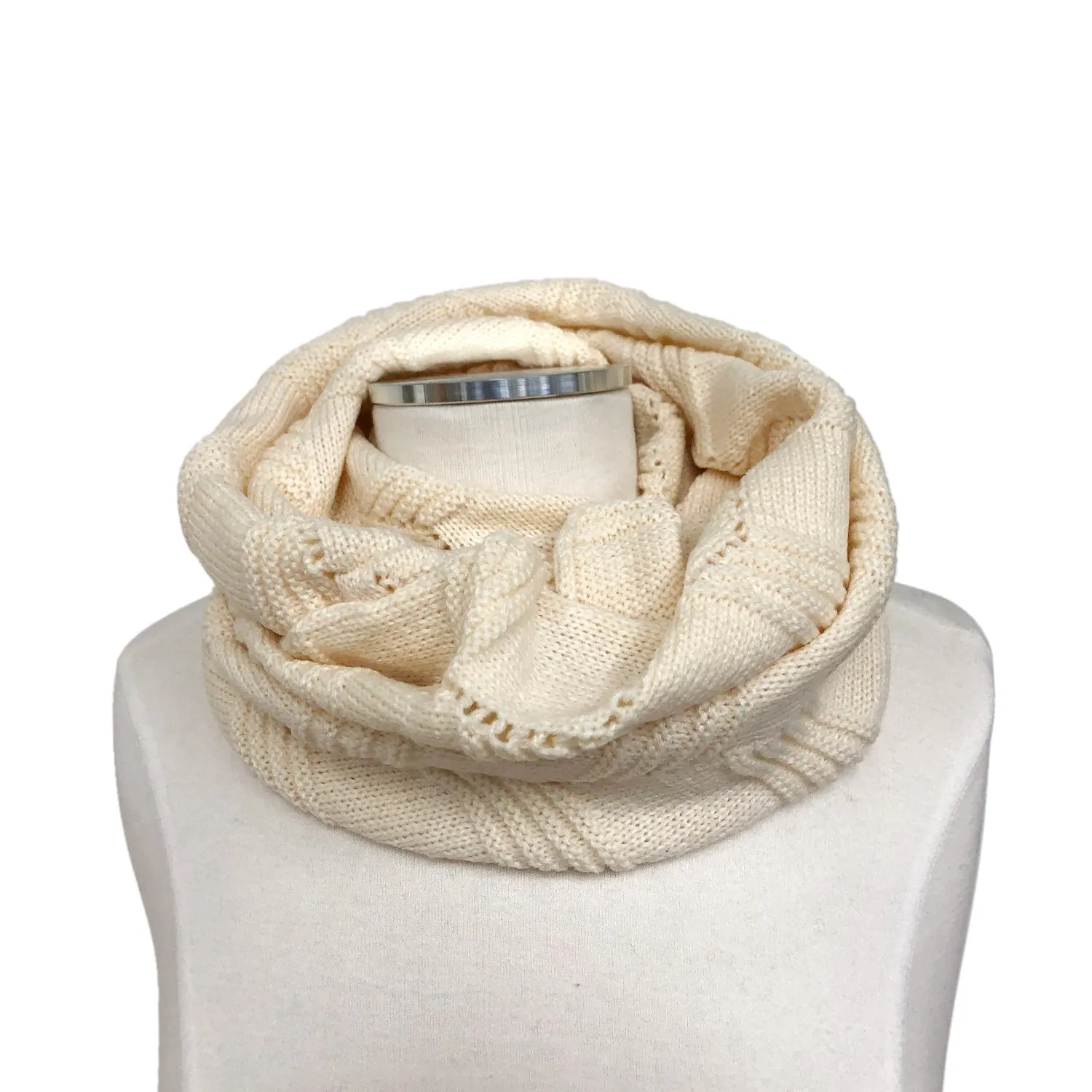 MW16912 Soft Knit Infinity Scarf