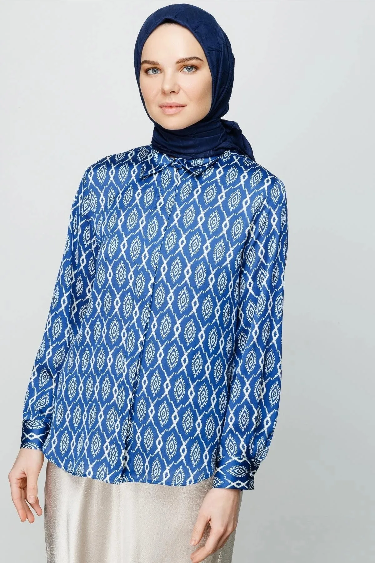 Navyblue Pleated Bamboo Square Scarf