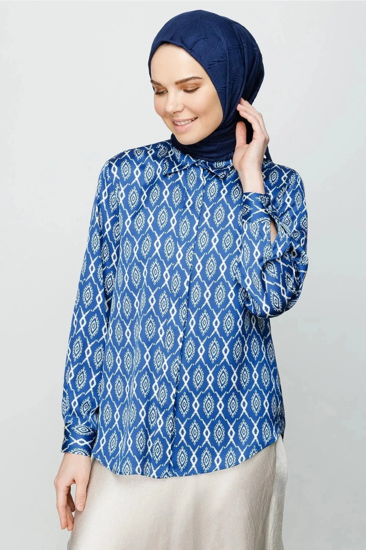 Navyblue Pleated Bamboo Square Scarf