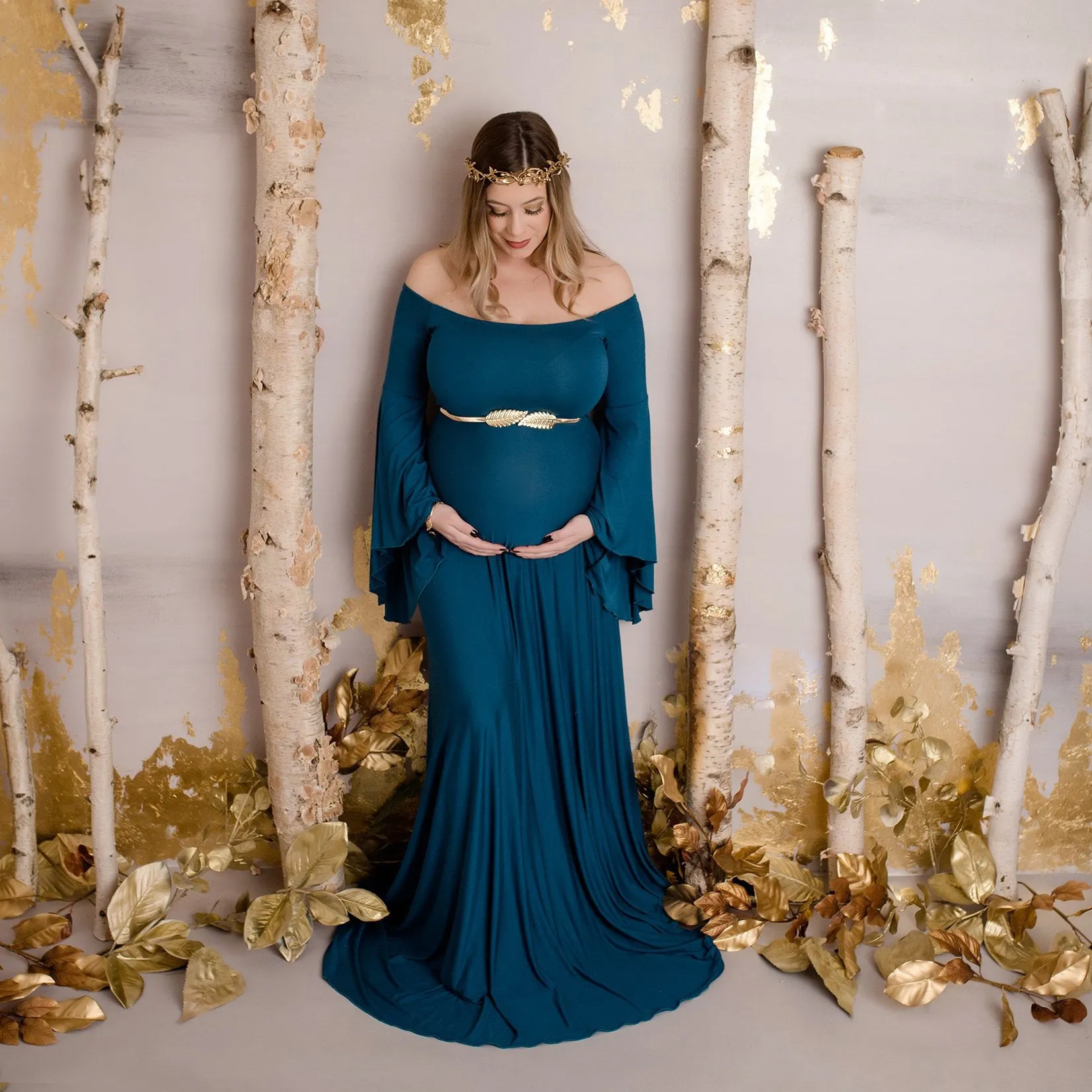 Off-shoulder Long Sleeve Maternity Photoshoot Dress W1024