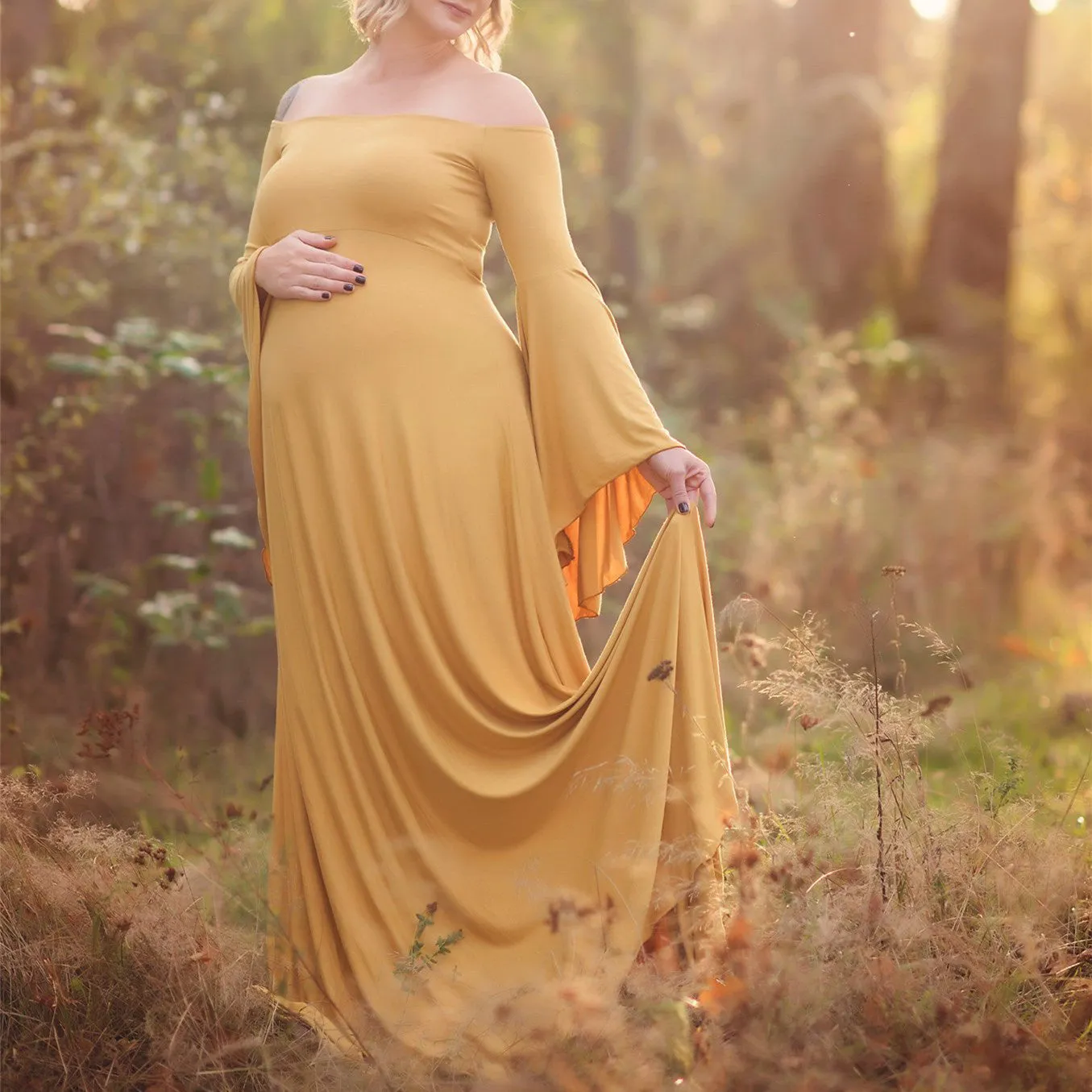 Off-shoulder Long Sleeve Maternity Photoshoot Dress W1024