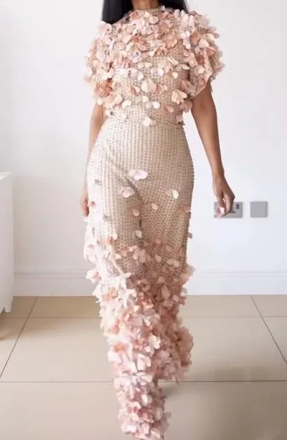 Three-Dimensional Petal Bat-Sleeve Beaded Dress