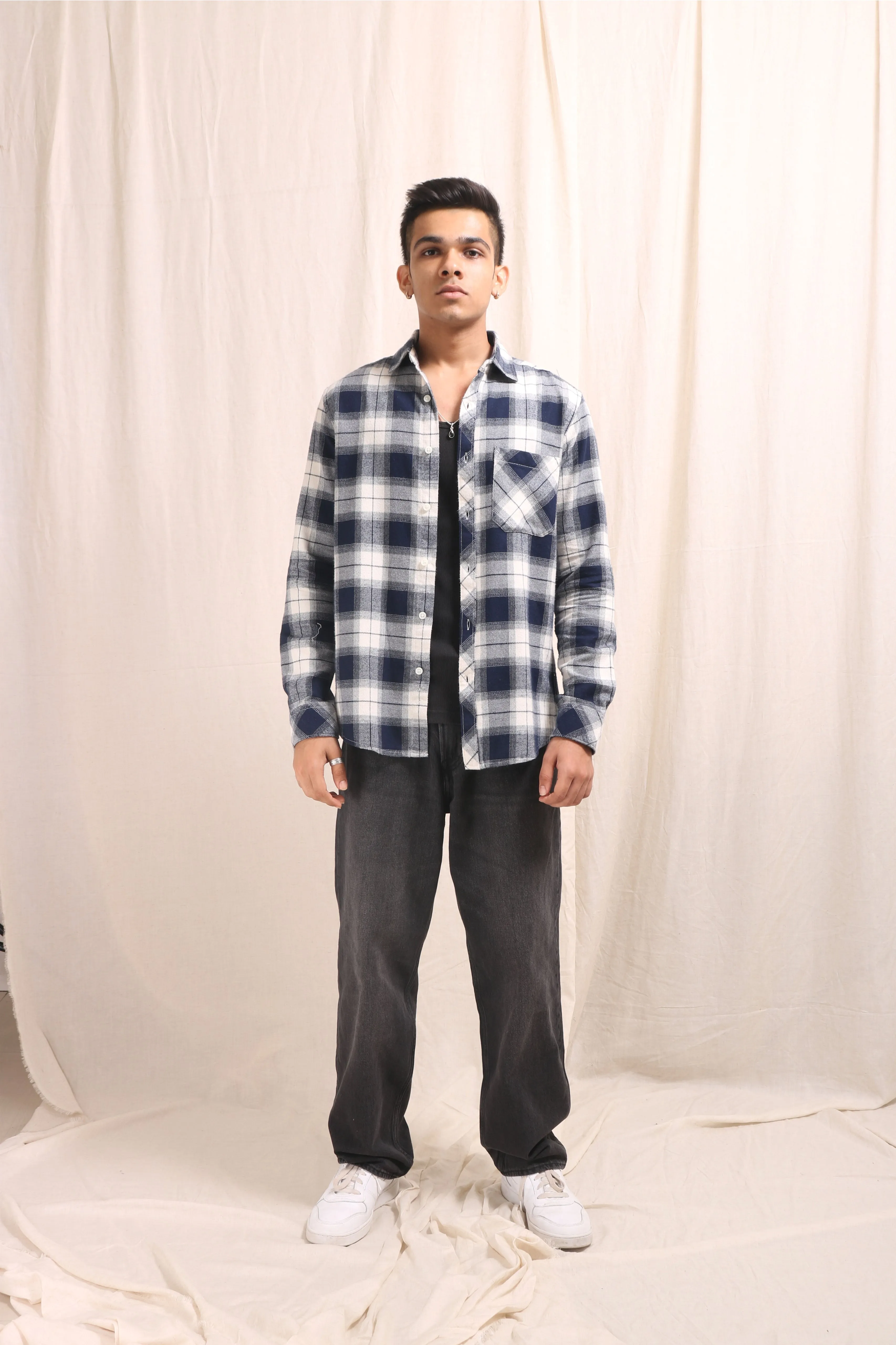 XKIND MEN'S NAVY BLUE FLANNEL CHECKS REGULAR FIT SHIRT